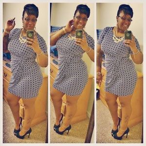 Plus size black and white front rouched dress 16W