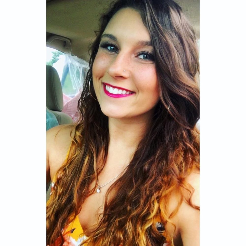 Meet your Posher, Halie