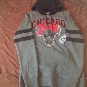 NEW NBA Team Apparel Medium Chicago Bulls Hoodie