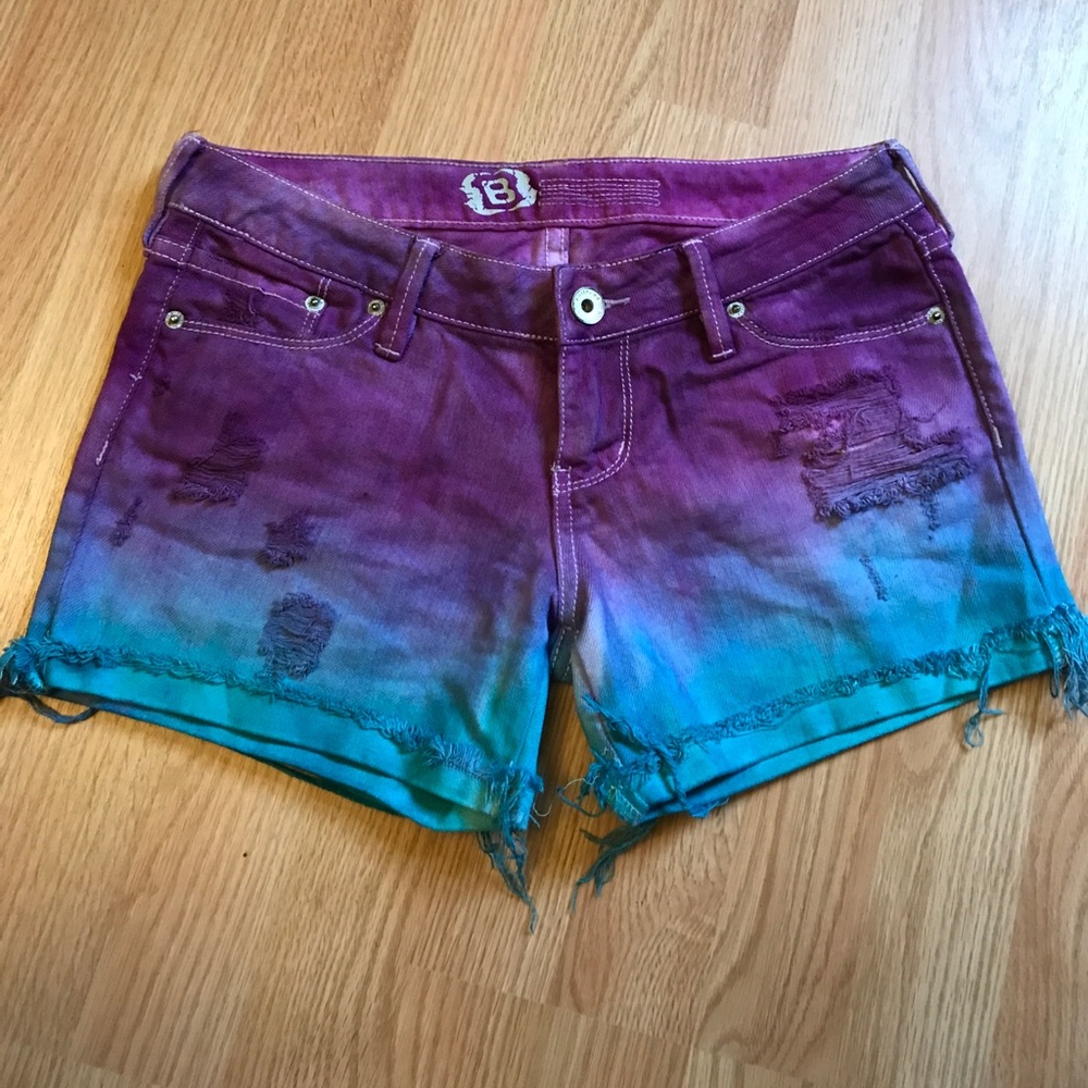 CCO⬇️ Billabong Ombre tie dye festival cutoffs
