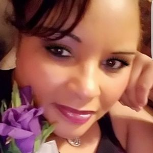 Meet your Posher, Adrienne