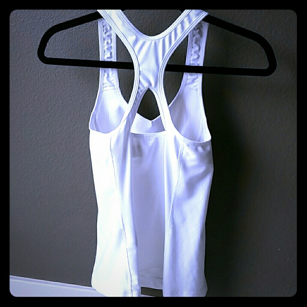Nike Dri Fit - Picture 2 of 4