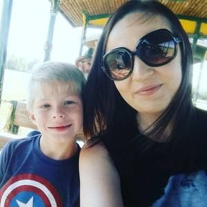 Meet your Posher, Amber