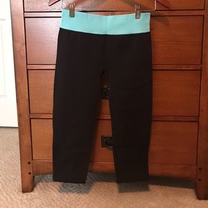 Champion Vapor Seamless Workout Capris