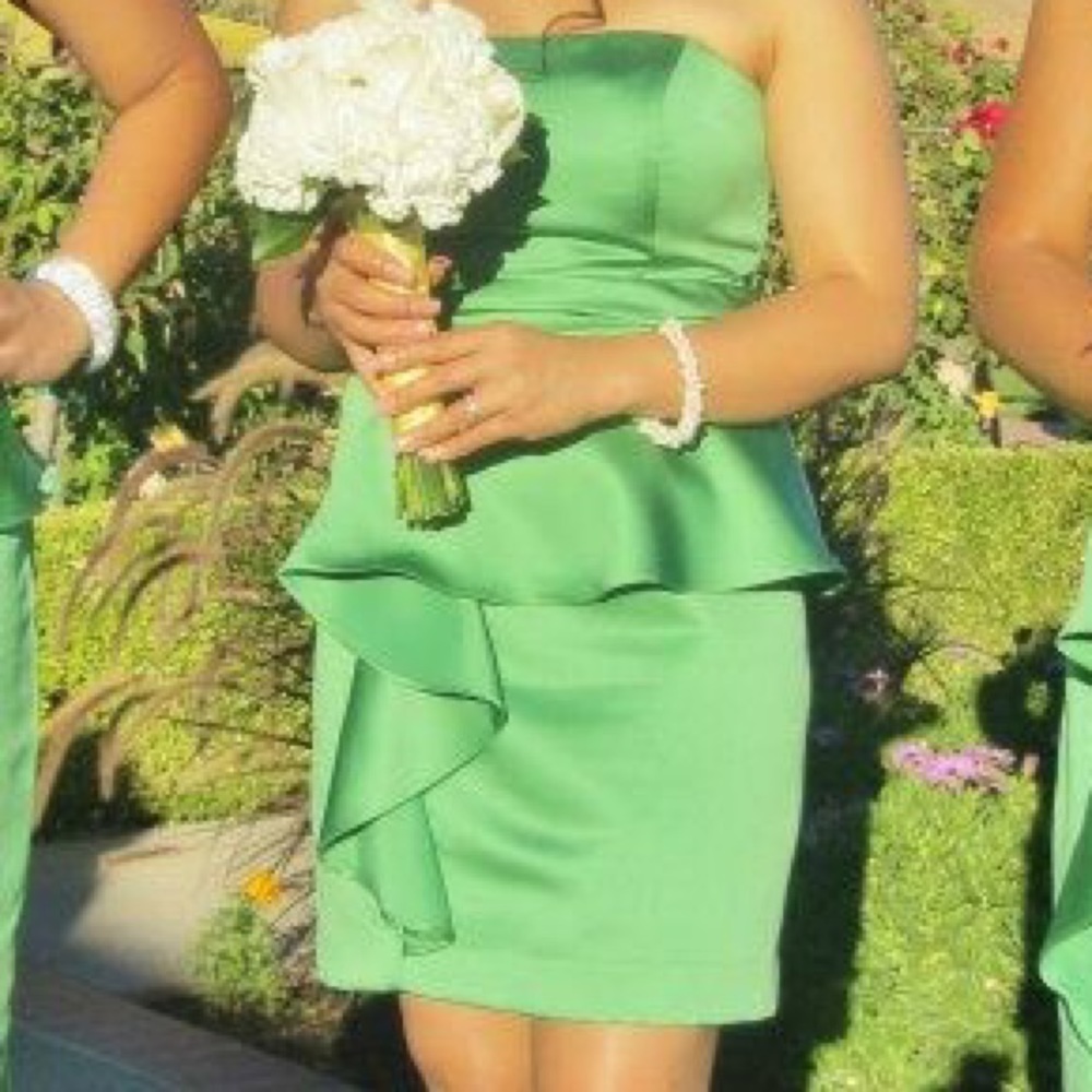 Dress - Picture 3 of 3