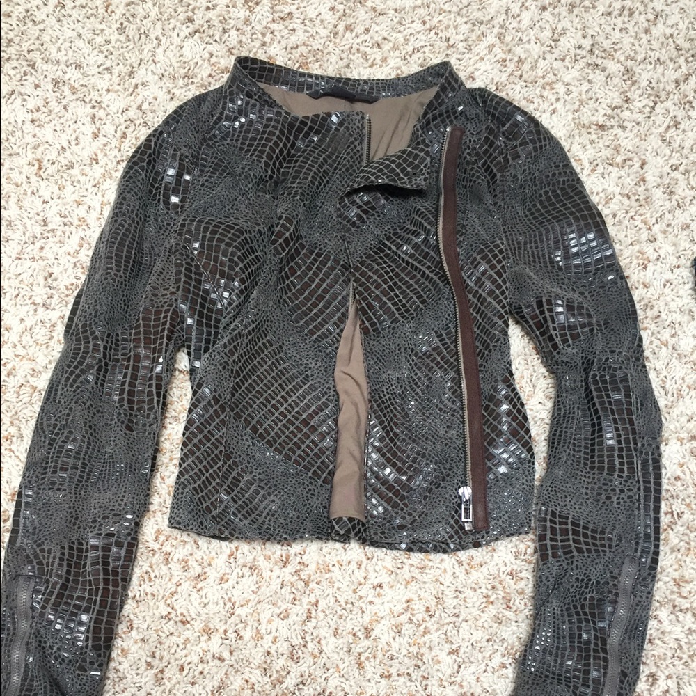Jacket like animal print