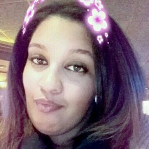 Meet your Posher, Iesha