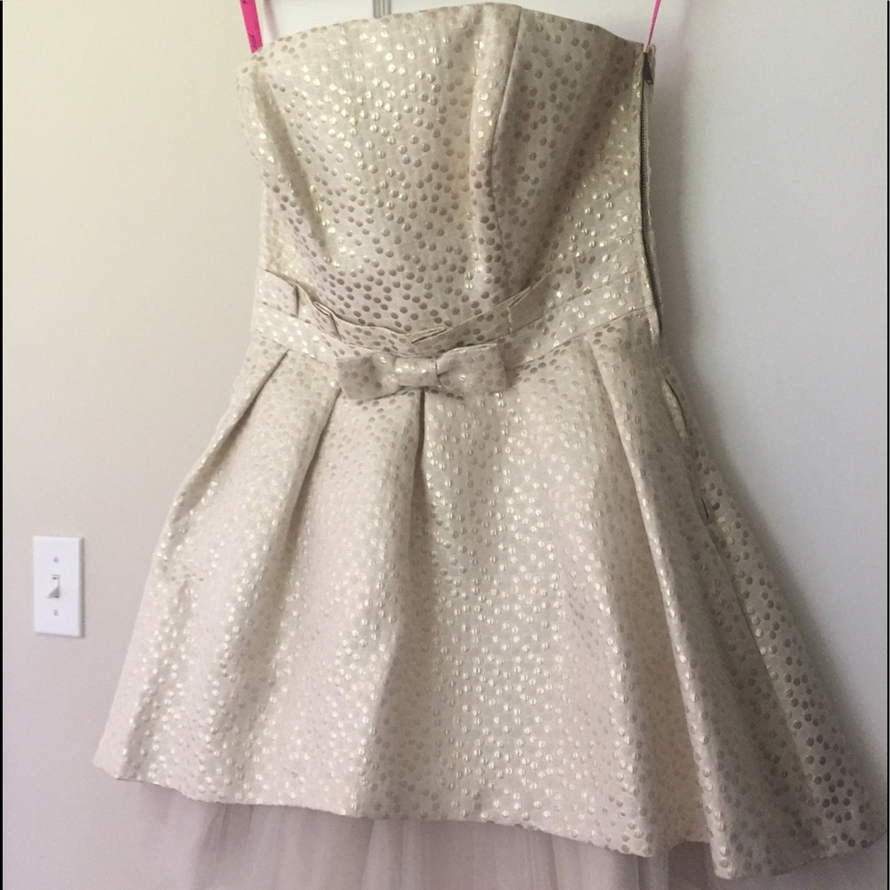 cute Betsey Johnson Gold & White Polka Dot Dress