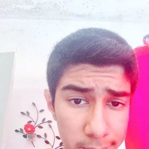 Meet your Posher, Emmanuel