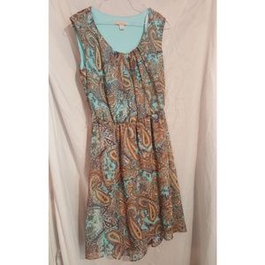 Cute paisley pattern dress.