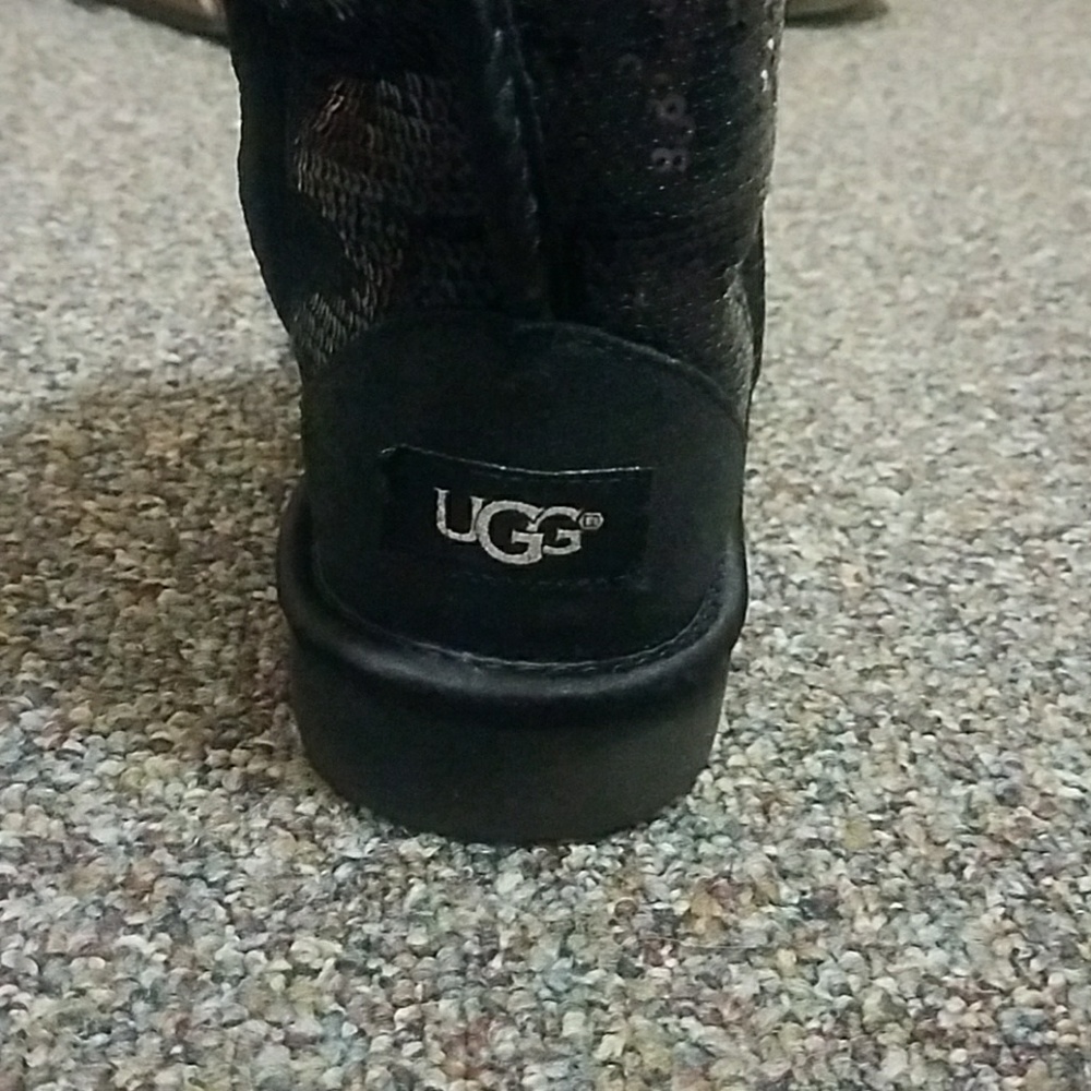 Black sequin uggs