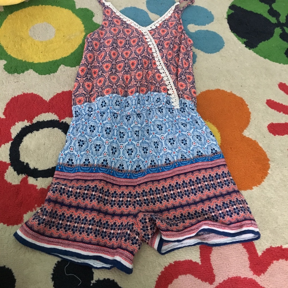 Colorful/lace romper
