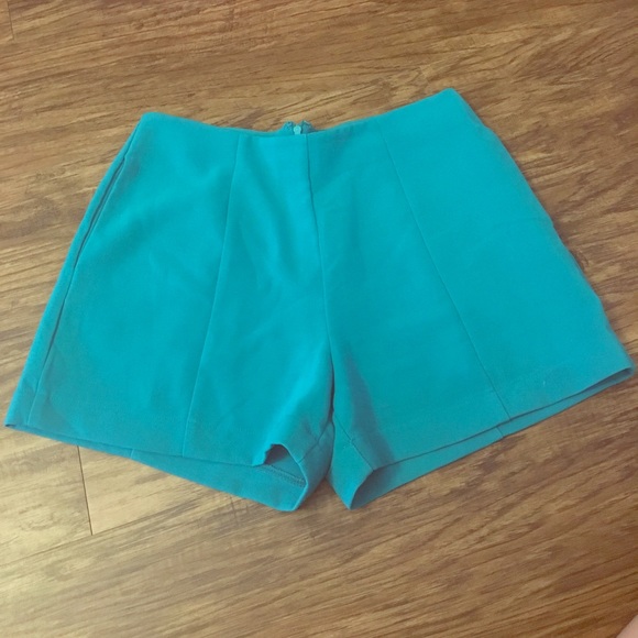 High waisted shorts - Picture 1 of 6