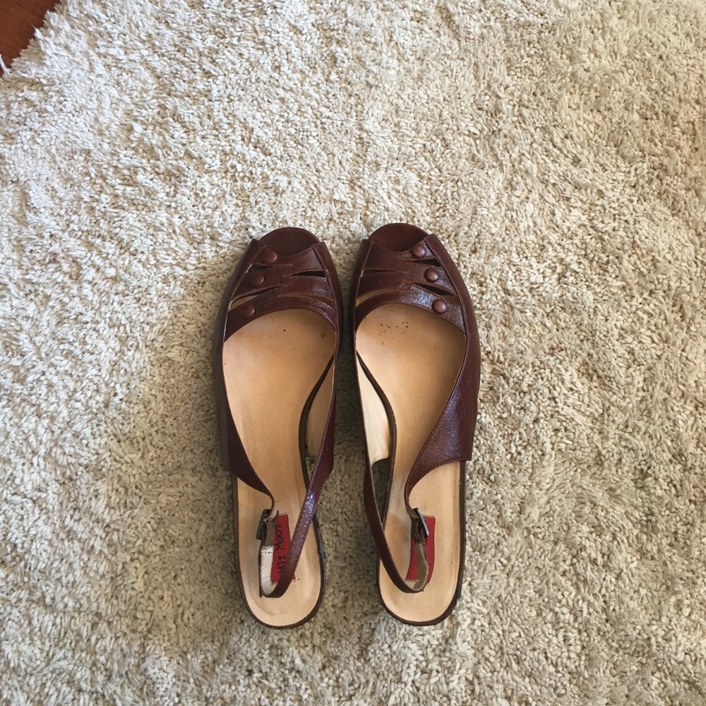 Miz Mooz Tobey peep toe low platform slings