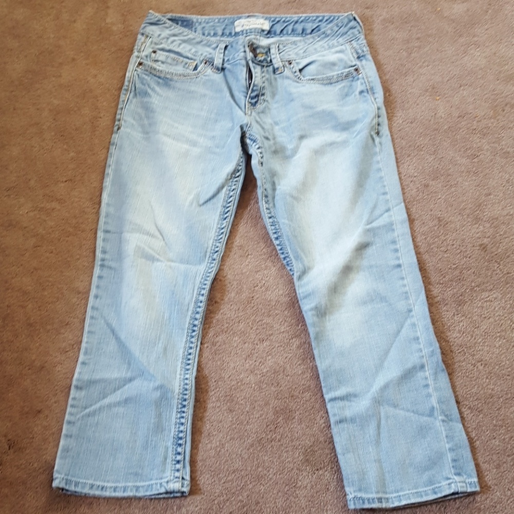 Aeropostale capris