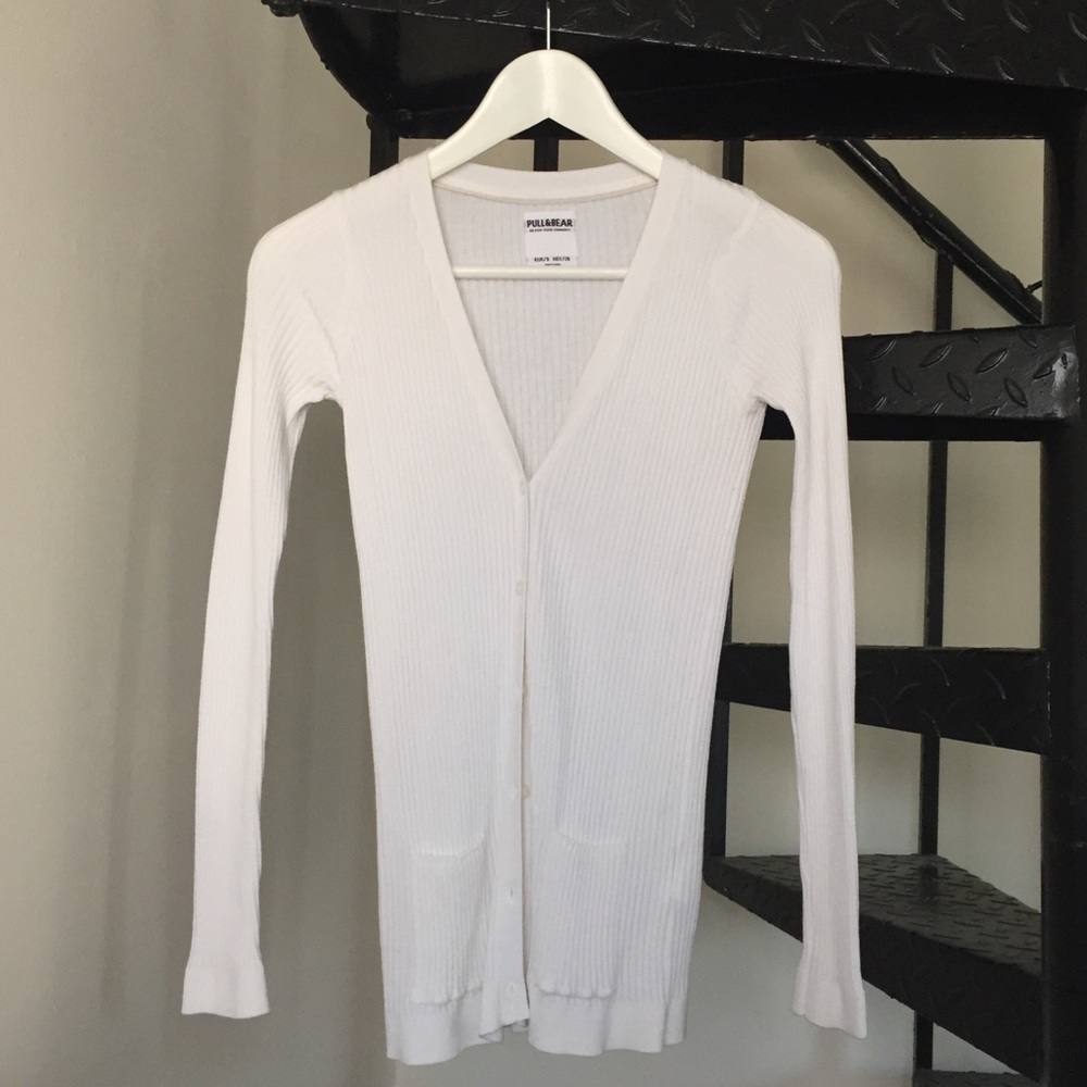 Sold - [pull&bear] White cardigan
