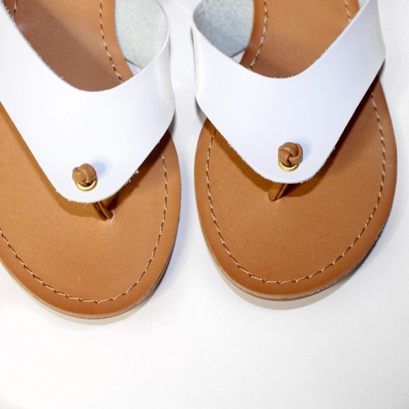 sue flip flops - Picture 2 of 2