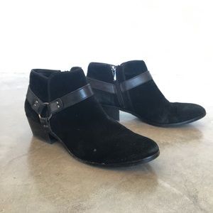 Sam Edelman black suede booties - sz 9