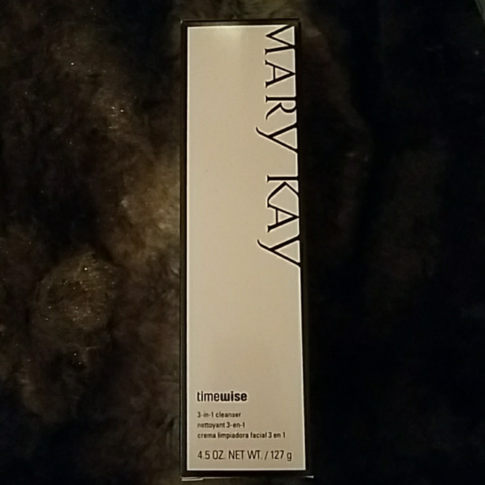 Combination to Oily Skin 3-in-1 Cleanser