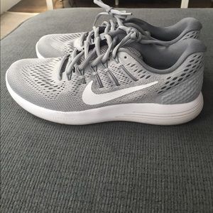 Nike Lunar Glide Sneakers