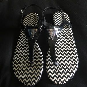 Black & white Guess sandals