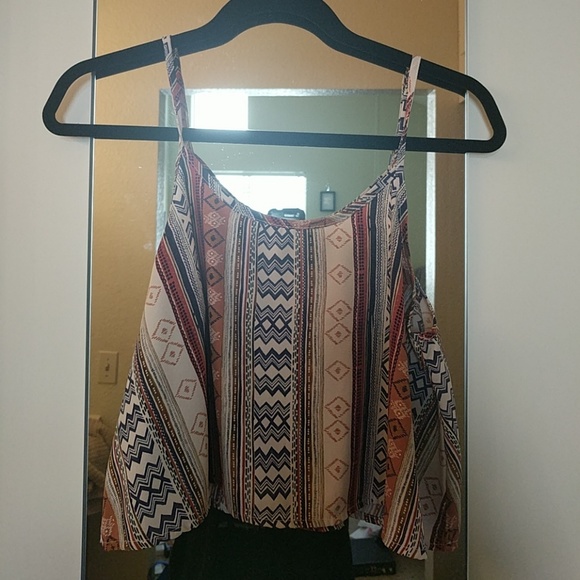 Aztec print crop top - Picture 1 of 1
