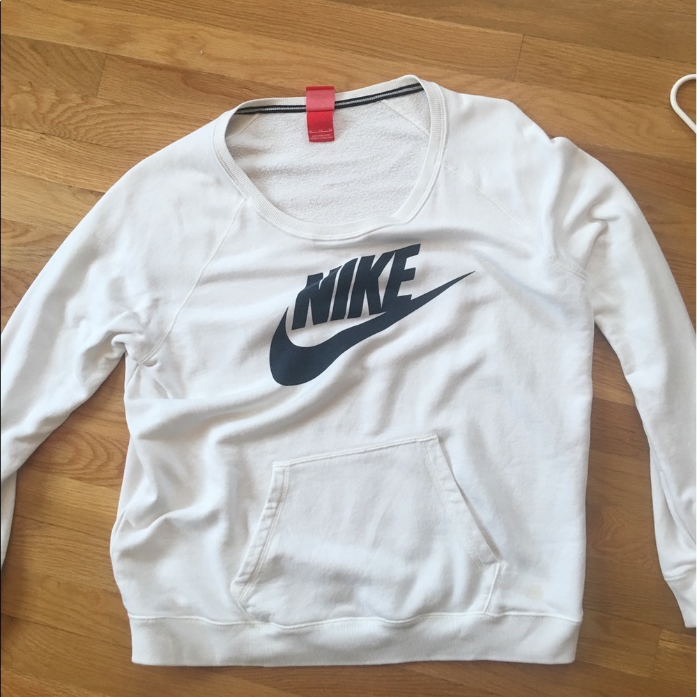 NIKE SWEATSHIRT
