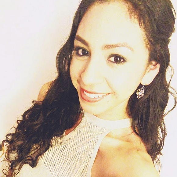 Meet your Posher, Mary - Picture 8 of 10