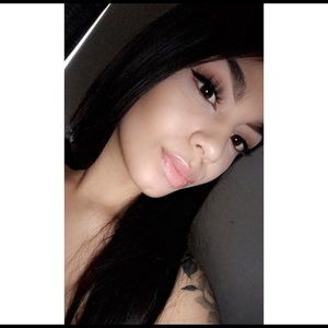 Meet your Posher, Isabel