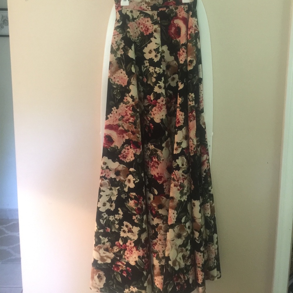 Agnes and Dora ball skirt