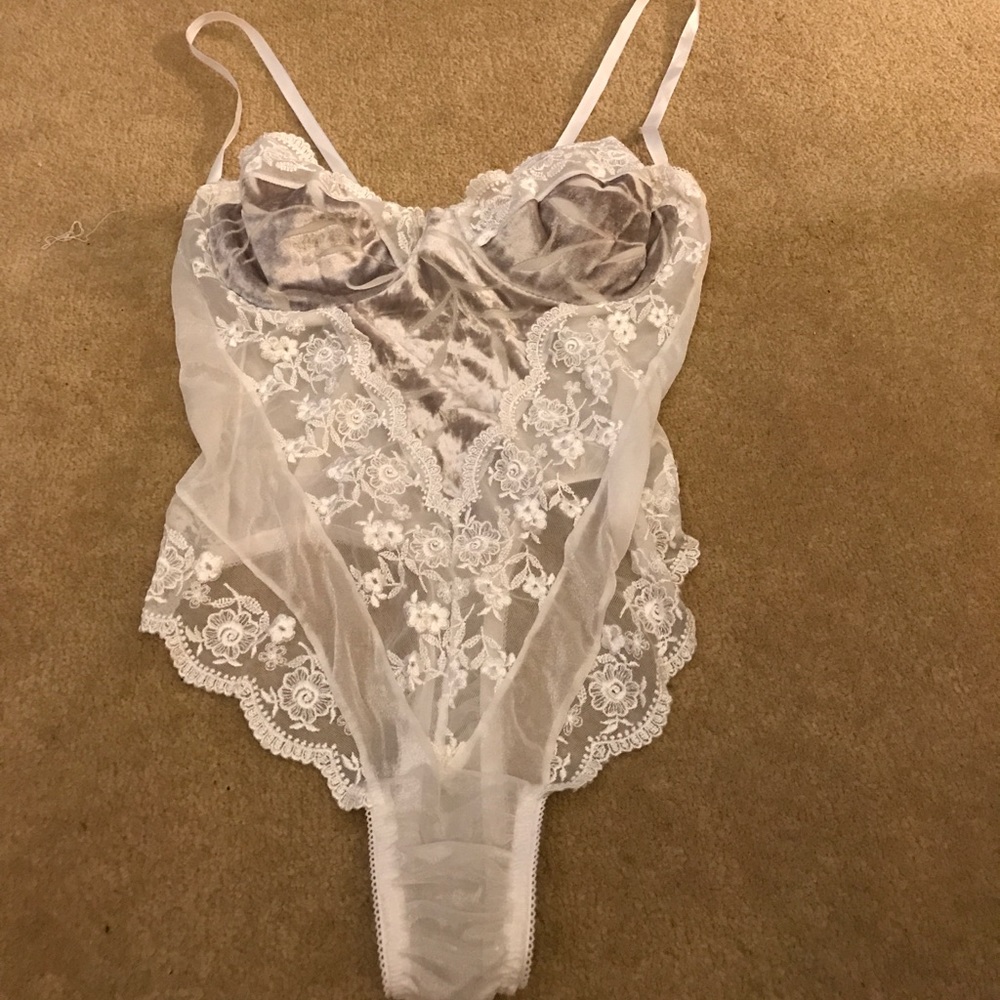 White lace bodysuit