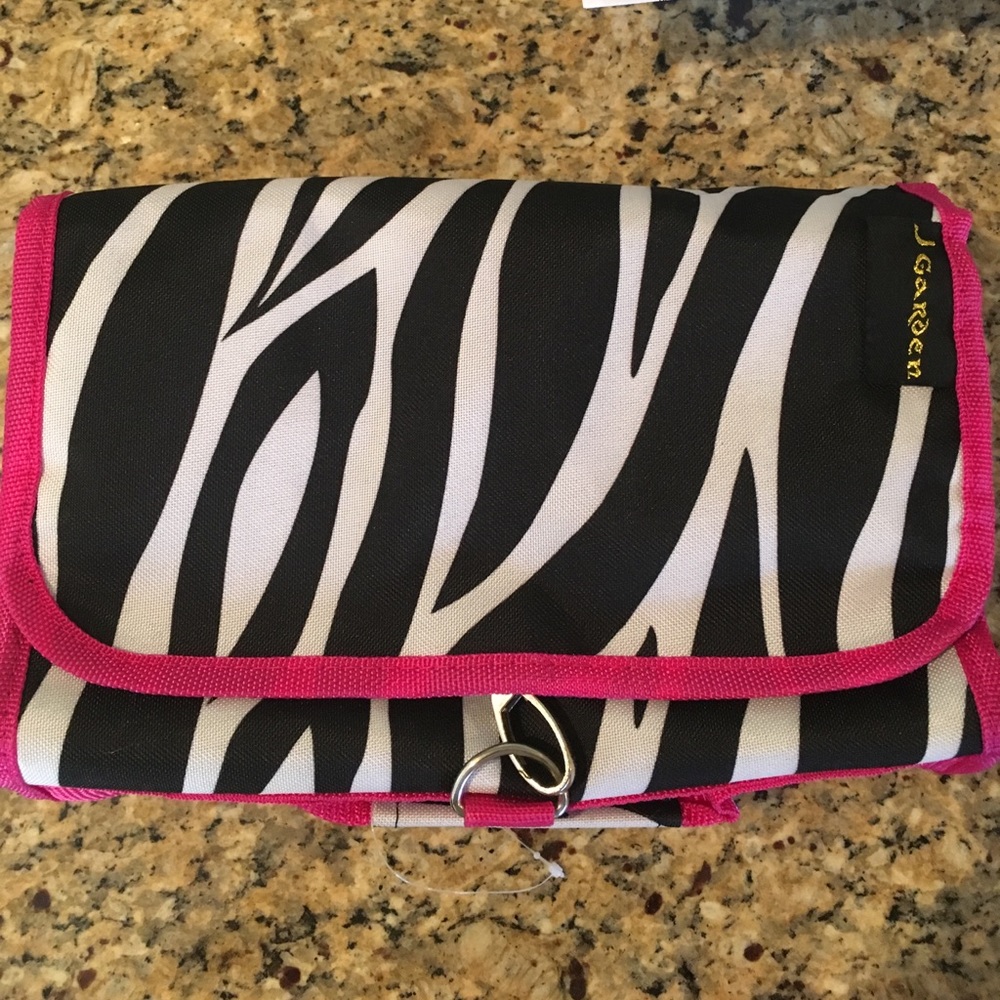 Travel jewelry/makeup bag