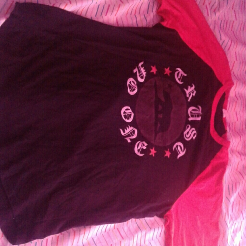 Rue 21 t-shirt