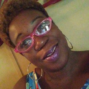 Meet your Posher, Sandi