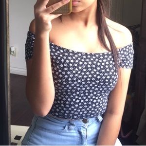 ‼️SOLD ON MERCARI‼️Off The Shoulder Crop Top