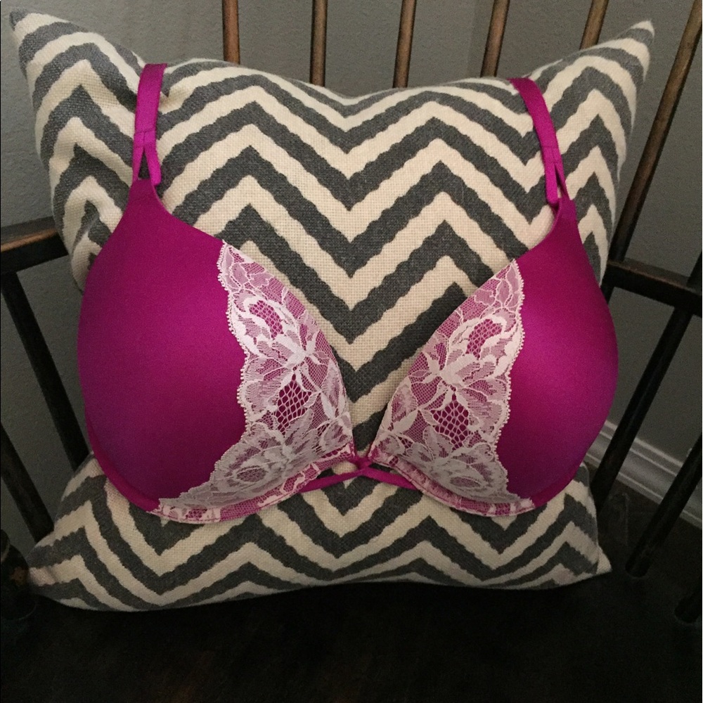 Victoria Secret Bombshell