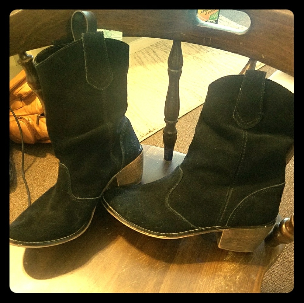Steve madden black P turner boots