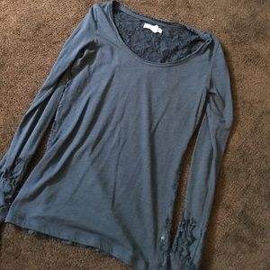 Black shirt. Back is Lacey, see thru