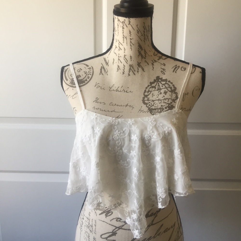 SALE-Flowy White Lace Crop Top Size 8