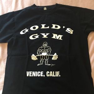 Golds gym T-shirt