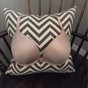 Nude Victoria's Secret Bombshell