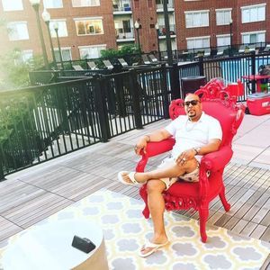 Meet your Posher, Milton