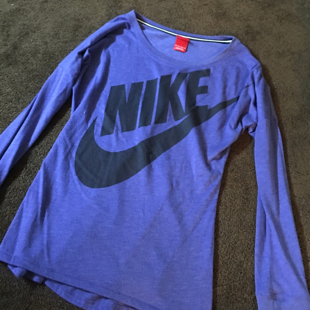 Nike purple top
