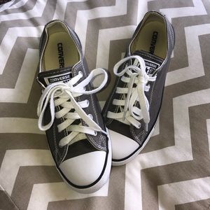 Women's size 8 charcoal grey converse shoes