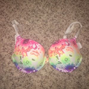 Victoria's Secret PINK bra