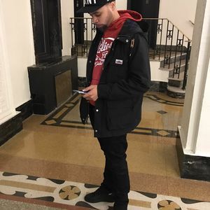 Meet your Posher, Corey