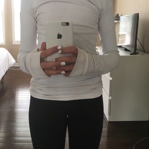 Long sleeve athletic shirt