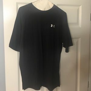 Short sleeve black under armor dry fit shirt