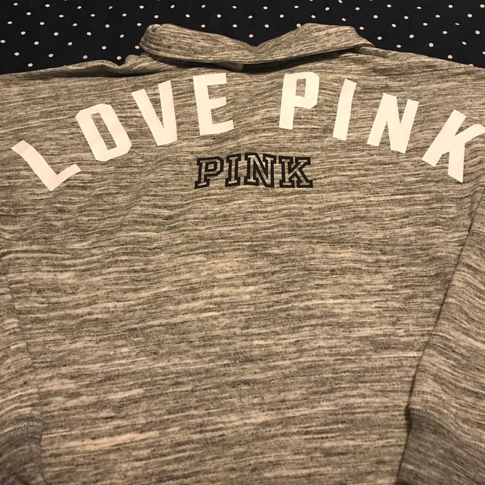 NWT varsity quarter snap grey