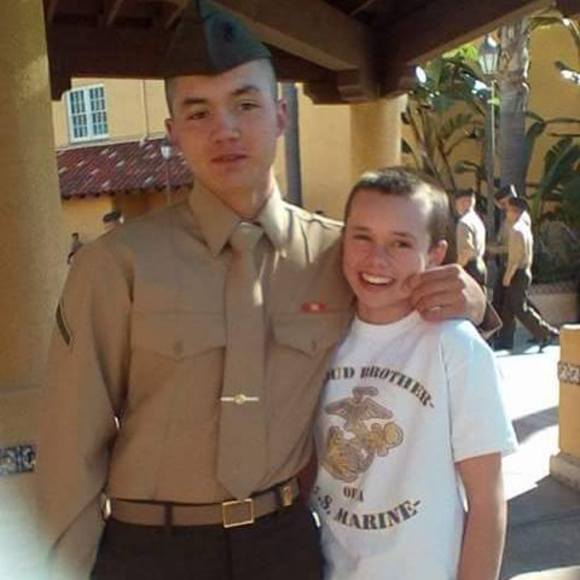 Meet your Posher, Devyn - Picture 1 of 1